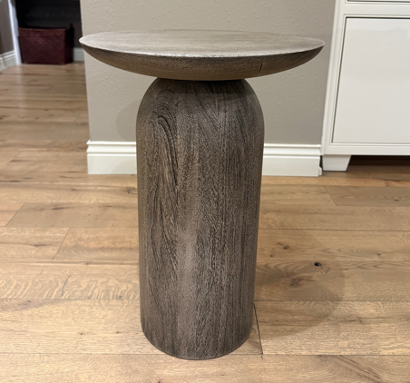 Lorin Wood End Table - Brown
