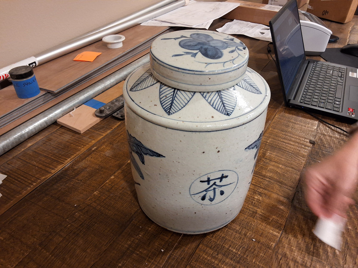BLUE TEA JAR